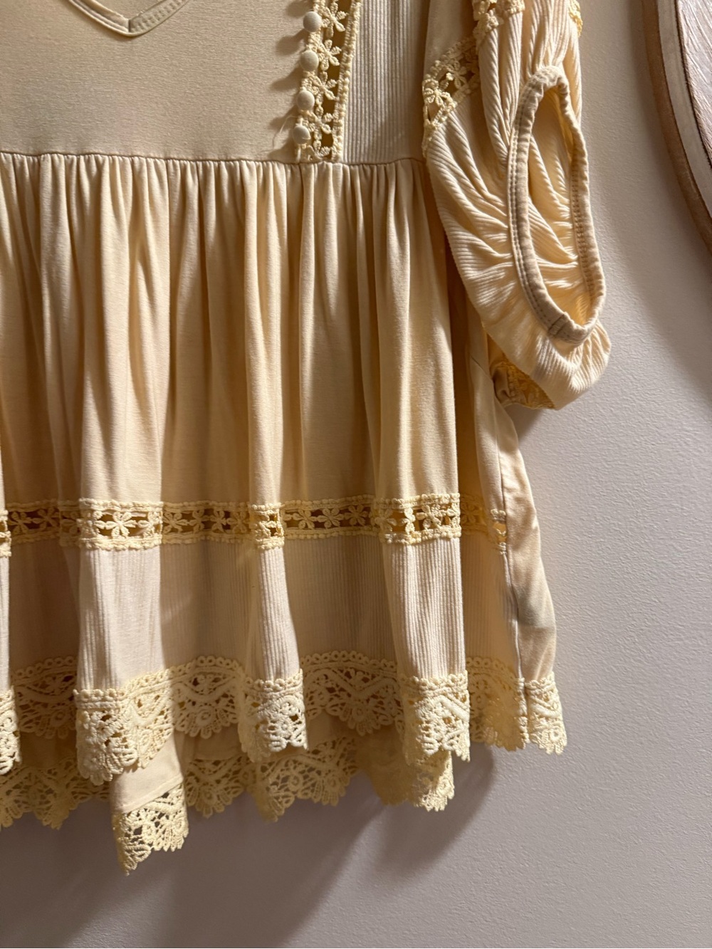 POL Cream Lace-Trim V-Neck Peasant Tunic - Picture 4 of 5